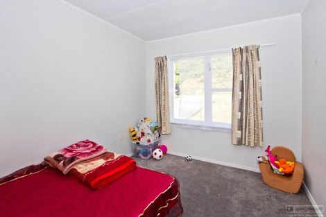 Photo of property in 9 Main Road, Wainuiomata, Lower Hutt, 5014