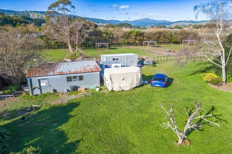 Photo of property in 92 Rahui Road, Otaki, 5512