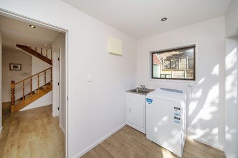 Photo of property in 40d Karina Road, Merrilands, New Plymouth, 4312