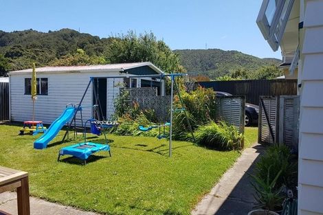 Photo of property in 57 Momona Street, Wainuiomata, Lower Hutt, 5014
