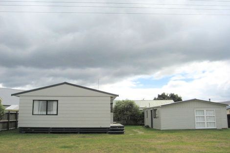 Photo of property in 107 Moa Street, Whangamata, 3620