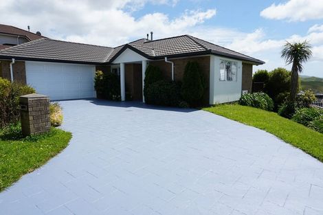 Photo of property in 4 Comber Place, Johnsonville, Wellington, 6037