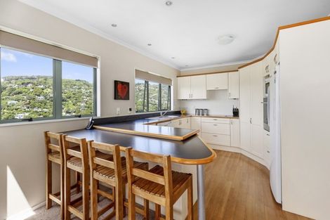 Photo of property in 33 Chartwell Drive, Crofton Downs, Wellington, 6035