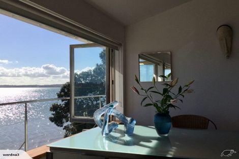 Photo of property in 11f Joan Street, Point Chevalier, Auckland, 1022