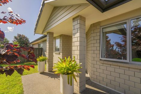 Photo of property in 10 Roseberry Place, Whitianga, 3510