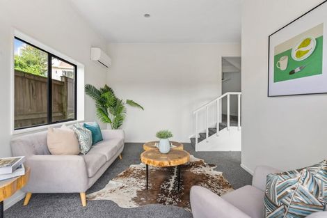 Photo of property in 1/62 Simmental Crescent, Somerville, Auckland, 2014