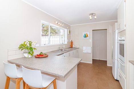 Photo of property in 1 Collier Place, Saint Johns Hill, Whanganui, 4501