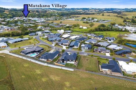 Photo of property in 11 Laly Haddon Place, Matakana, Warkworth, 0985