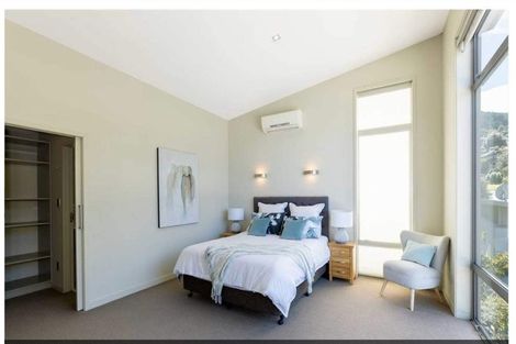 Photo of property in 234 Fernhill Road, Sunshine Bay, Queenstown, 9300