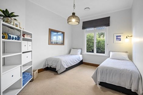 Photo of property in 39 Mills Road, Brooklyn, Wellington, 6021