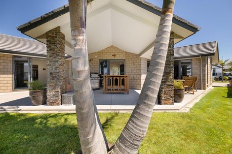 Photo of property in 10 Sophora Place, Papamoa Beach, Papamoa, 3118