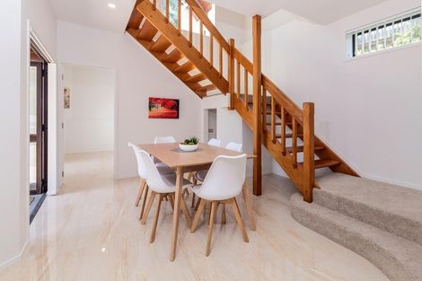 Photo of property in 2 George Laurenson Lane, Mount Roskill, Auckland, 1041