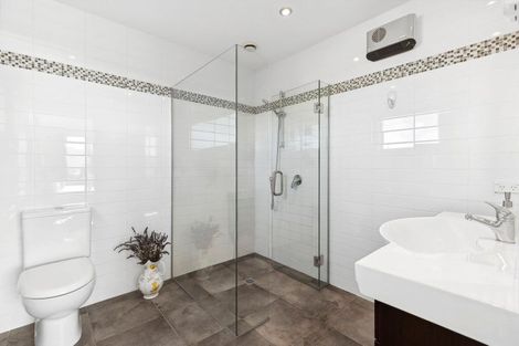 Photo of property in 29 Kelliher Drive, Wanaka, 9305