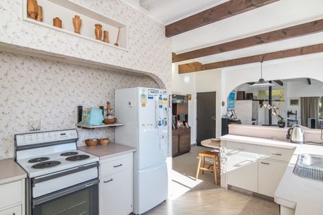 Photo of property in 211 Te Moana Road, Waikanae, 5036