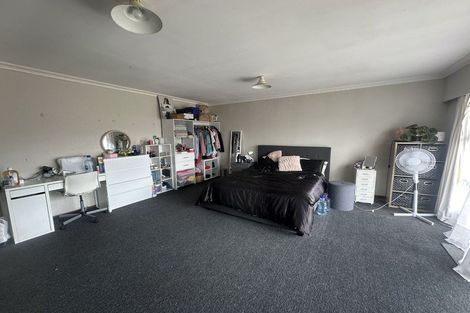 Photo of property in 1 Liston Crescent, Hillcrest, Hamilton, 3216