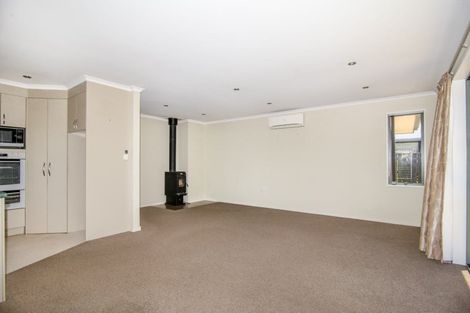 Photo of property in 100 Queen Street, Westport, 7825