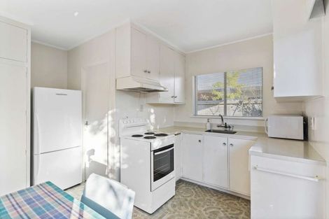 Photo of property in 2/6 Pinedale Place, Henderson, Auckland, 0610