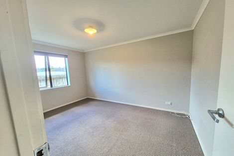 Photo of property in 20a Daytona Road, Henderson, Auckland, 0610