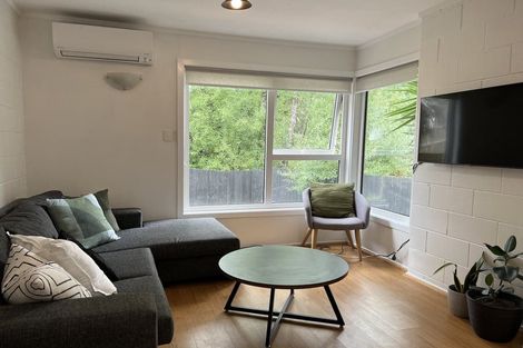 Photo of property in 2/106 Monarch Avenue, Hillcrest, Auckland, 0627