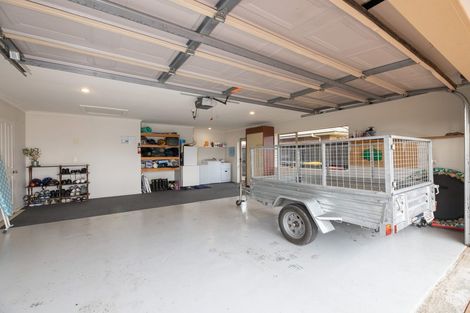 Photo of property in 21 Ernest Gray Place, Halswell, Christchurch, 8025