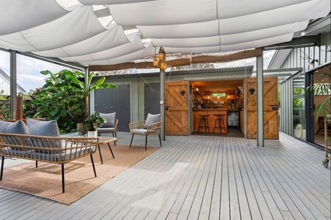 Photo of property in 13 Harbour View Road, Point Wells, Warkworth, 0986