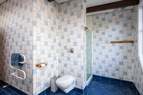 Photo of property in 3a Montana Place, Merrilands, New Plymouth, 4312