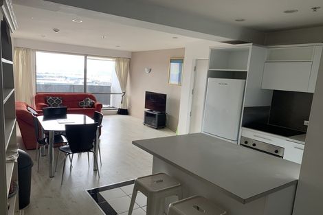 Photo of property in Alpha Apartments, 702/17 Vogel Lane, Auckland Central, Auckland, 1010