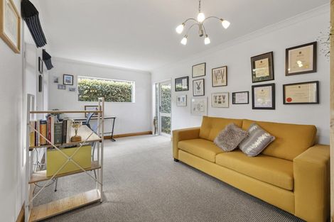 Photo of property in 2 Merlot Place, Rototuna, Hamilton, 3210