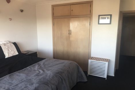 Photo of property in 18 Crownhill Street, Spotswood, New Plymouth, 4310