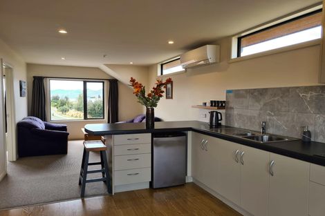 Photo of property in 1 Sams Place, Lake Tekapo, 7999