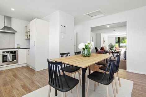 Photo of property in 22 Franklyn Road, Tawa, Wellington, 5028