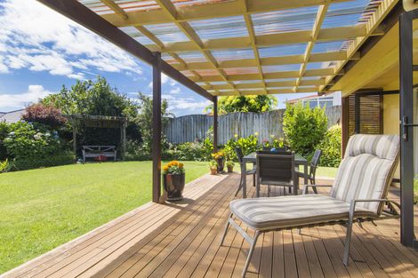 Photo of property in 54 Village Park Drive, Welcome Bay, Tauranga, 3112