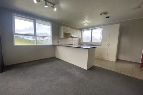 Photo of property in 11 Tomlin Place, Mangere East, Auckland, 2024