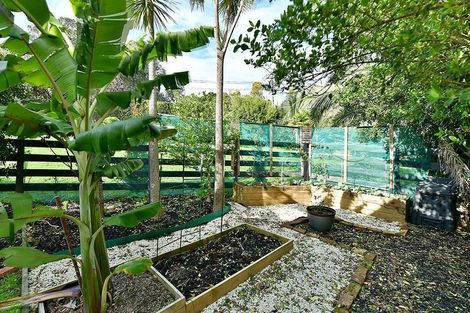 Photo of property in 15 Zealandia Road, Manly, Whangaparaoa, 0930