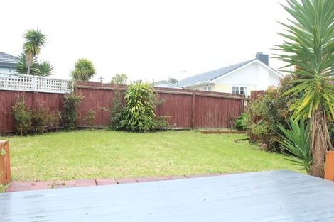Photo of property in 2/10 Rewa Street, New Lynn, Auckland, 0600