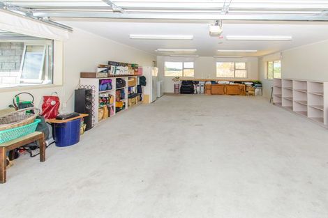 Photo of property in 28 Holyport Close, Fairfield, Dunedin, 9018