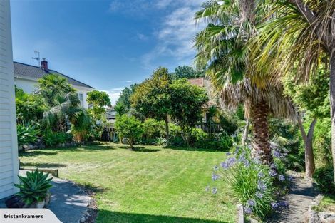Photo of property in 18e Milton Road, Bluff Hill, Napier, 4110