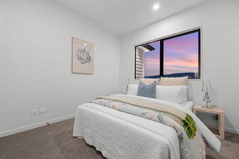 Photo of property in 7 Awa Avenue, Helensville, 0800