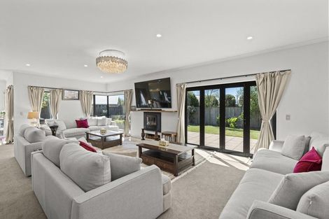 Photo of property in 6 East Ellington Drive, Mairehau, Christchurch, 8052