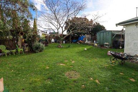 Photo of property in 33 Queen Street, Dannevirke, 4930
