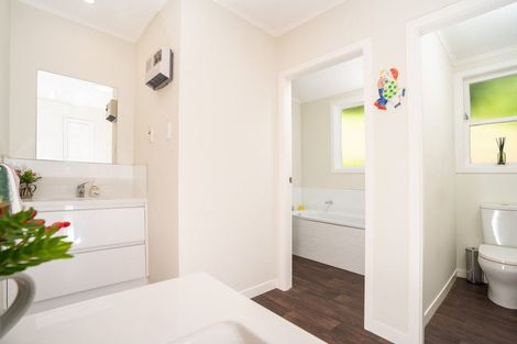 Photo of property in 169 Wadestown Road, Wadestown, Wellington, 6012