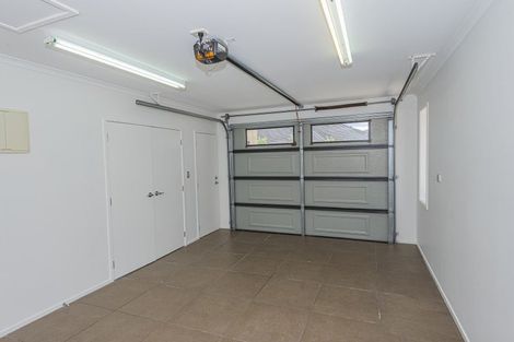 Photo of property in 38 Key West Drive, One Tree Point, 0118