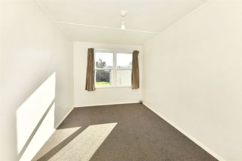 Photo of property in 9 Attlee Crescent, Bryndwr, Christchurch, 8053