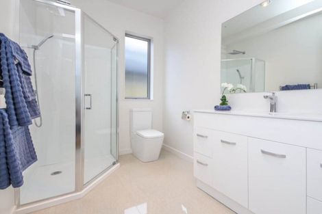 Photo of property in 2 Bahari Drive, Ranui, Auckland, 0612