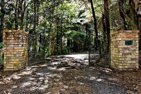 Photo of property in 256 Piha Road, Piha, New Lynn, 0772