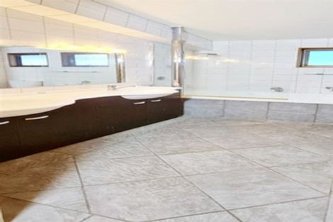 Photo of property in 1022 Whangaparaoa Road, Tindalls Beach, Whangaparaoa, 0930