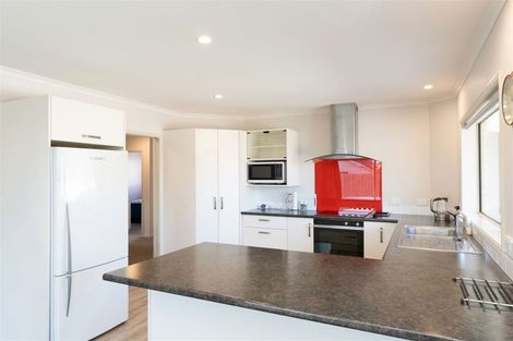 Photo of property in 112a Queen Street West, Levin, 5510