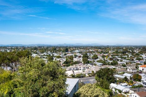 Photo of property in 18 Guys Hill Road, Hospital Hill, Napier, 4110