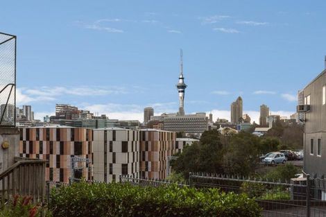 Photo of property in Dakota Buildings, 1f/3 Cheshire Street, Parnell, Auckland, 1052