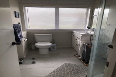 Photo of property in 61 Luton Avenue, Sunnyhills, Auckland, 2010